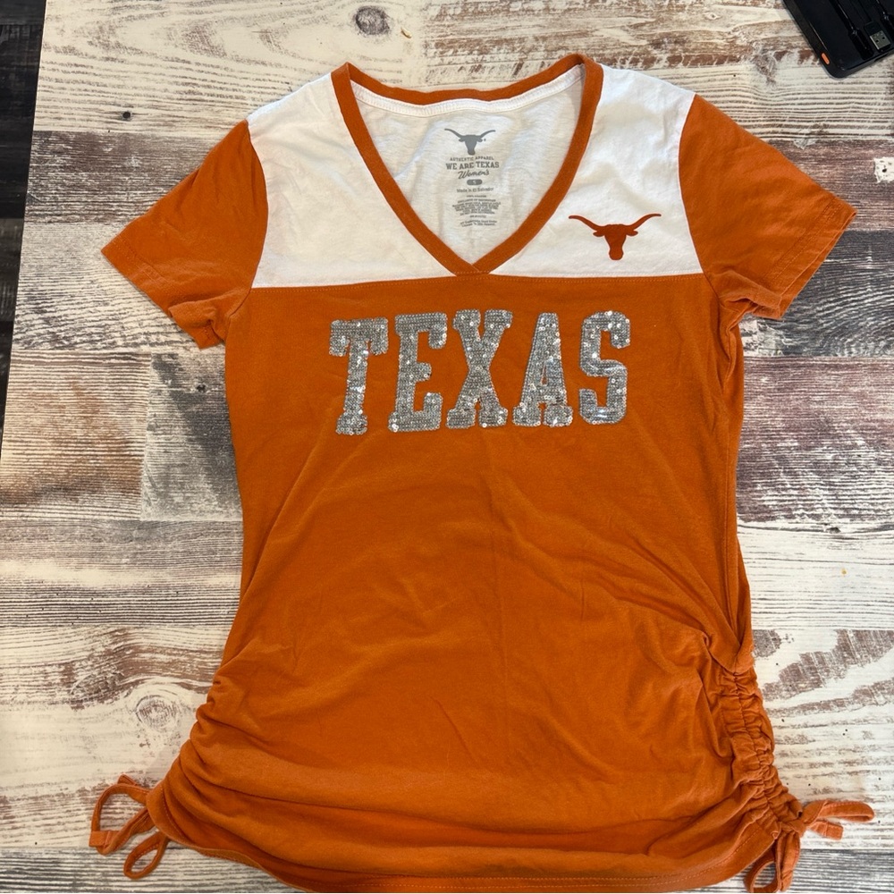 Texas Longhorns women’s Orange and White Graphic Ruched Tee with sequins